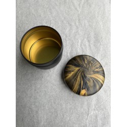 Dose mit Deckel in Goldmetallic und Schwarz