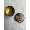 Dose mit Deckel in Goldmetallic und Schwarz