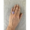 Runder Fingerring in Violett und Weiss